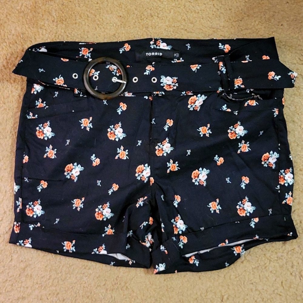 Torrid floral shorts